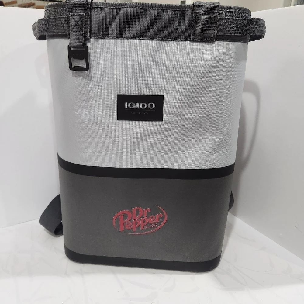 Igloo Reactor Portable 46 Can Soft Insulated Cinch Cooler Backpack Gray Tailgate